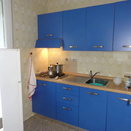 Appartement Flat With Terrace Near The Sea