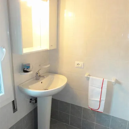 Apartamento Flat With Terrace Near The Sea
