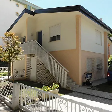 Apartmán Flat With Terrace Near The Sea